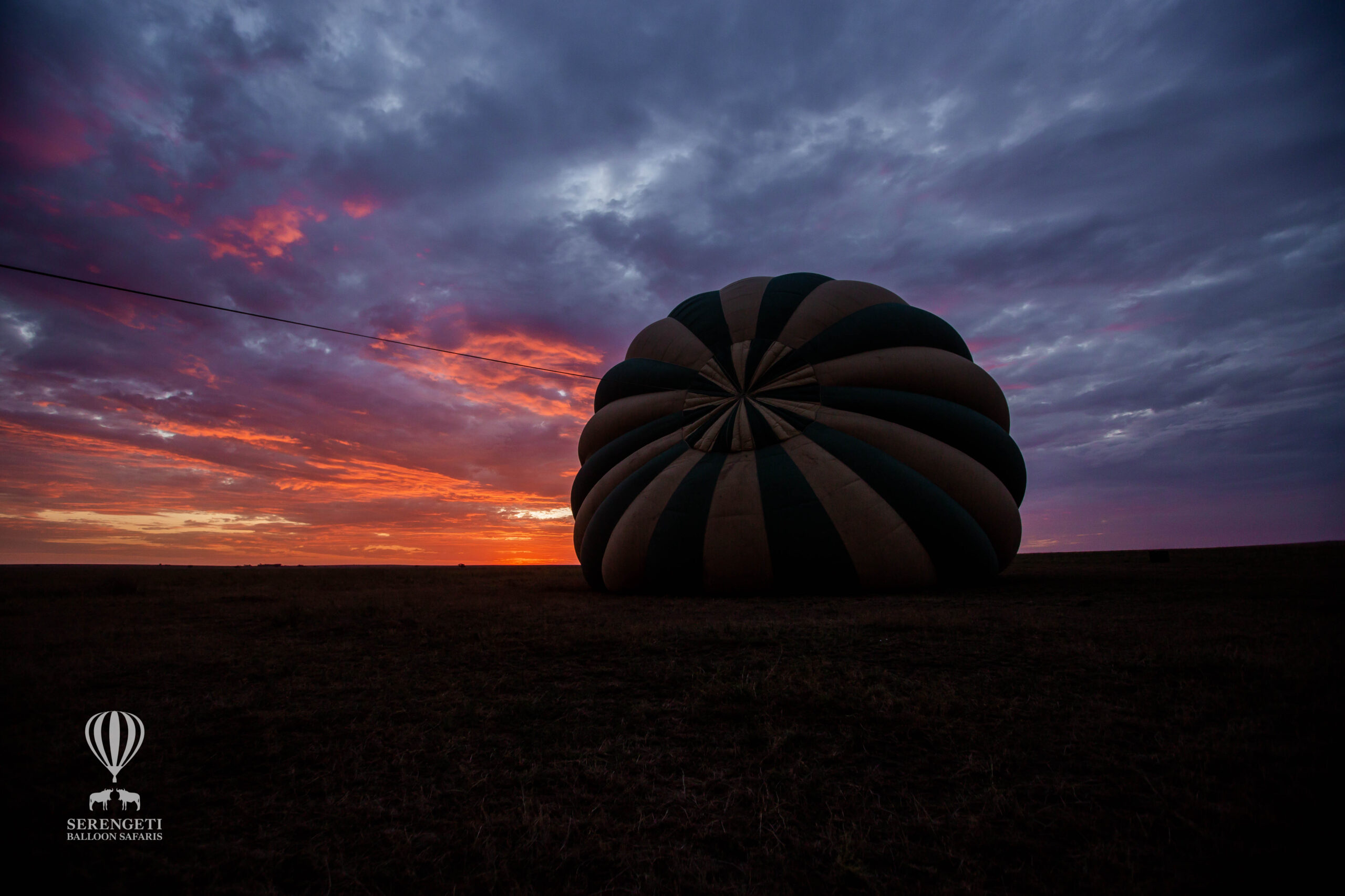 Serengeti hot air balloon safari